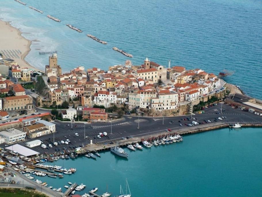Torre Del Meridiano Casa Vacanze Centrale Termoli Exterior foto